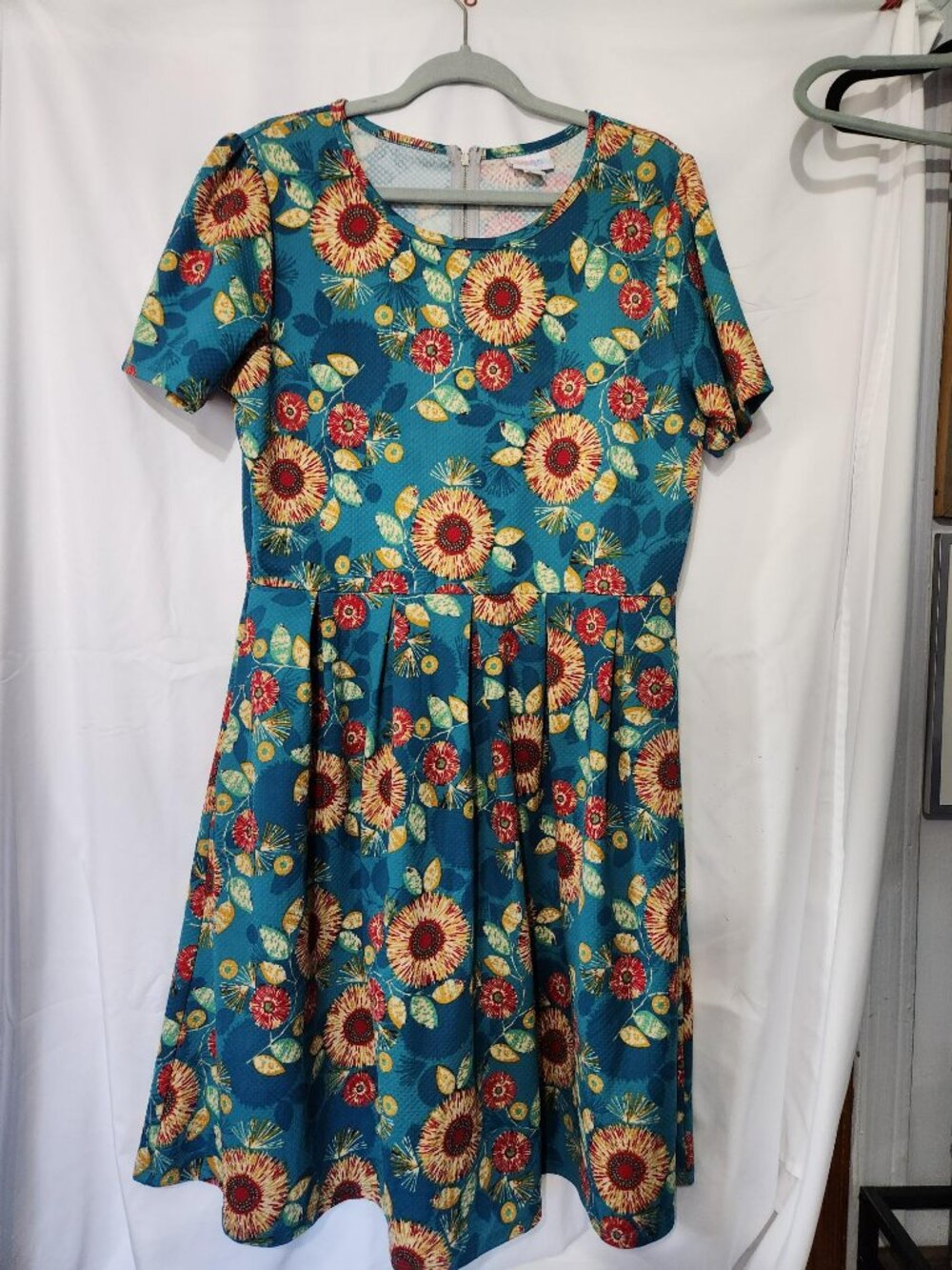 💙🌻 LuLaRoe Amelia Dress 2XL Blue Floral Fit & Flare Fall Dress